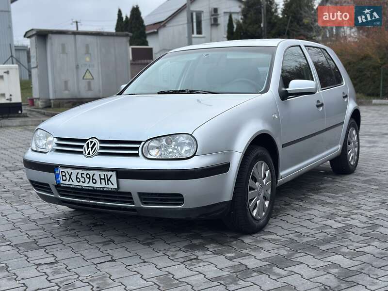 Хэтчбек Volkswagen Golf 2000 в Хмельницком