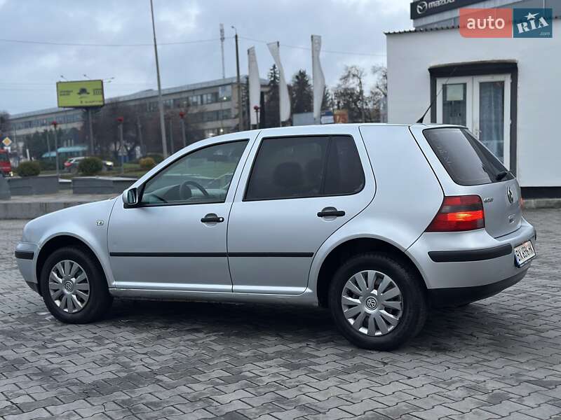 Хэтчбек Volkswagen Golf 2000 в Хмельницком