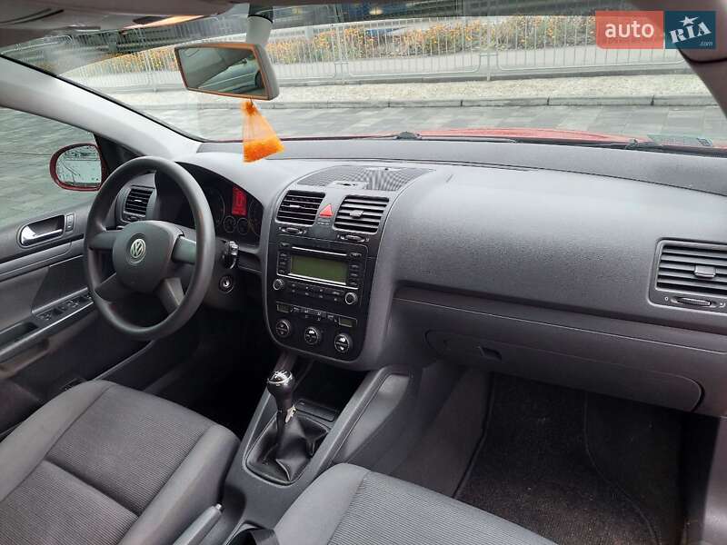 Хетчбек Volkswagen Golf 2004 в Летичіві фото 44 Хетчбек Volkswagen Golf 2004 в Летичіві
