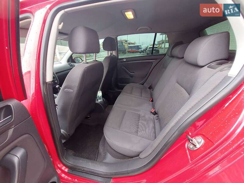 Хетчбек Volkswagen Golf 2004 в Летичіві фото 55 Хетчбек Volkswagen Golf 2004 в Летичіві