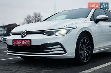 Универсал Volkswagen Golf 2021 в Киеве
