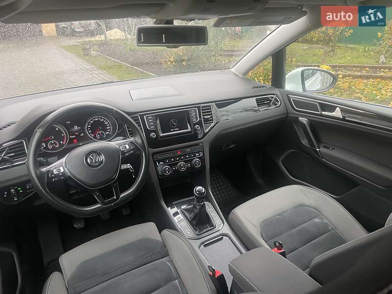 Универсал Volkswagen Golf 2014 в Ковеле