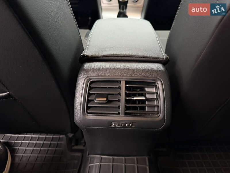 Универсал Volkswagen Golf 2015 в Виннице