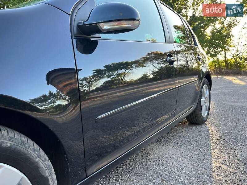 Хетчбек Volkswagen Golf 2009 в Кропивницькому фото 2 Хетчбек Volkswagen Golf 2009 в Кропивницькому