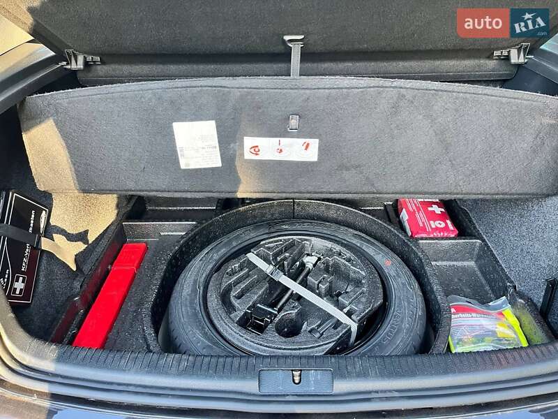 Хетчбек Volkswagen Golf 2009 в Кропивницькому фото 28 Хетчбек Volkswagen Golf 2009 в Кропивницькому