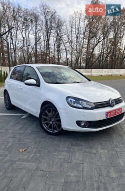 Хетчбек Volkswagen Golf 2010 в Луцьку