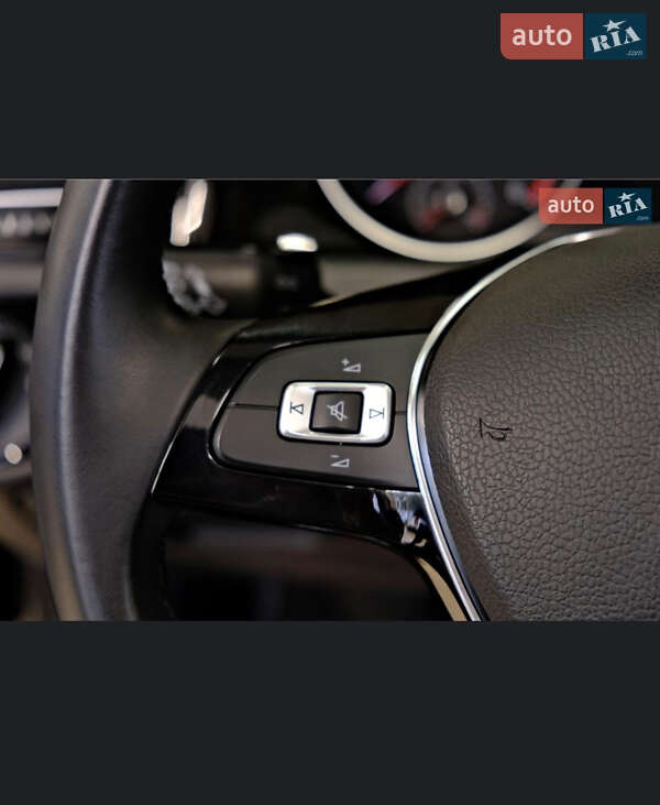 Хэтчбек Volkswagen Golf 2014 в Одессе