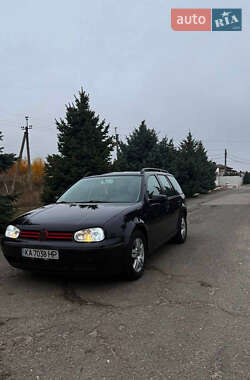Універсал Volkswagen Golf 2000 в Дніпрі