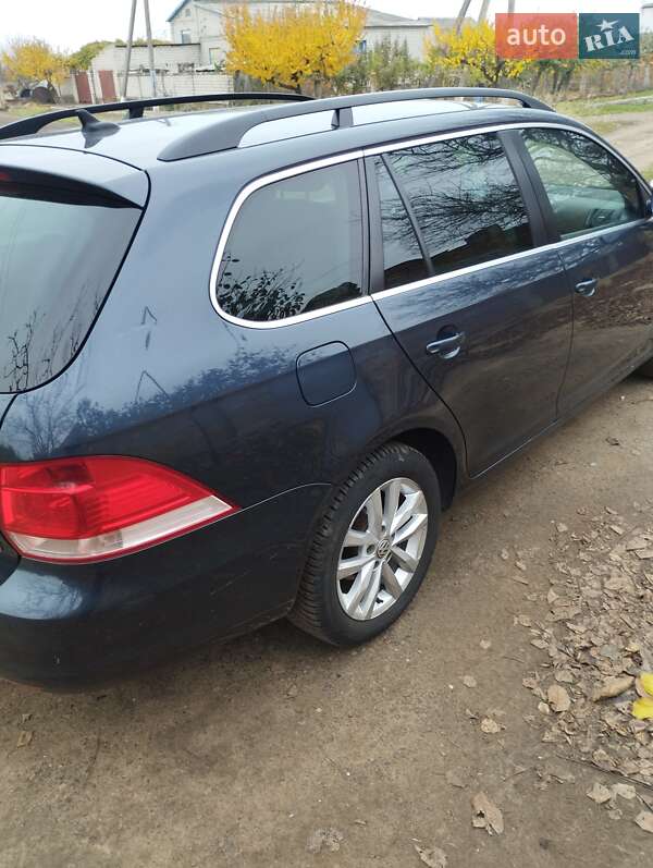 Универсал Volkswagen Golf 2009 в Вознесенске