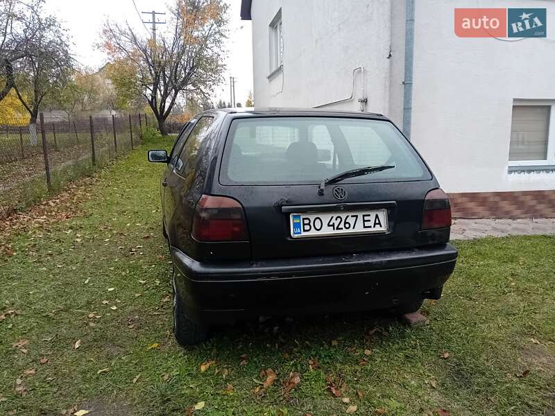 Хетчбек Volkswagen Golf 1994 в Козові