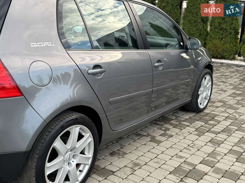 Хэтчбек Volkswagen Golf 2007 в Иршаве