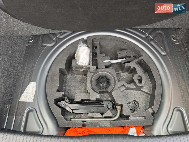 Хэтчбек Volkswagen Golf 2007 в Иршаве