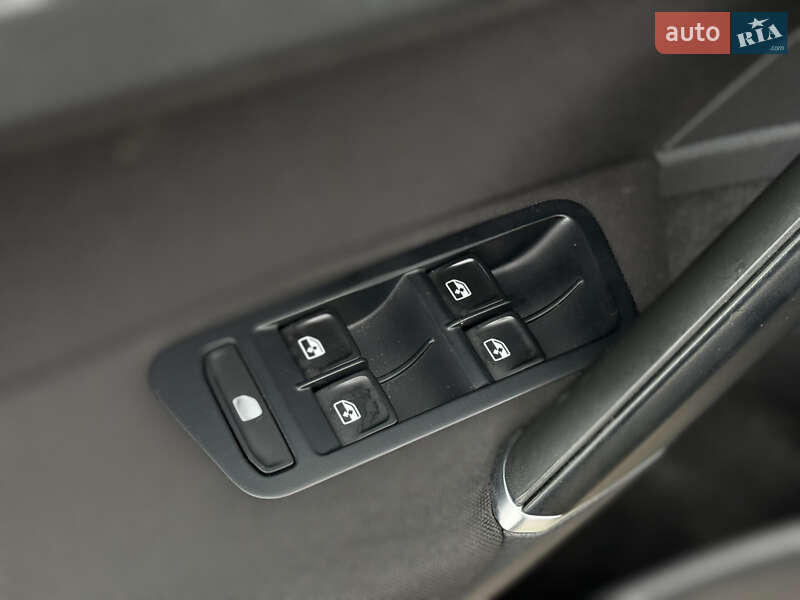 Универсал Volkswagen Golf 2016 в Львове