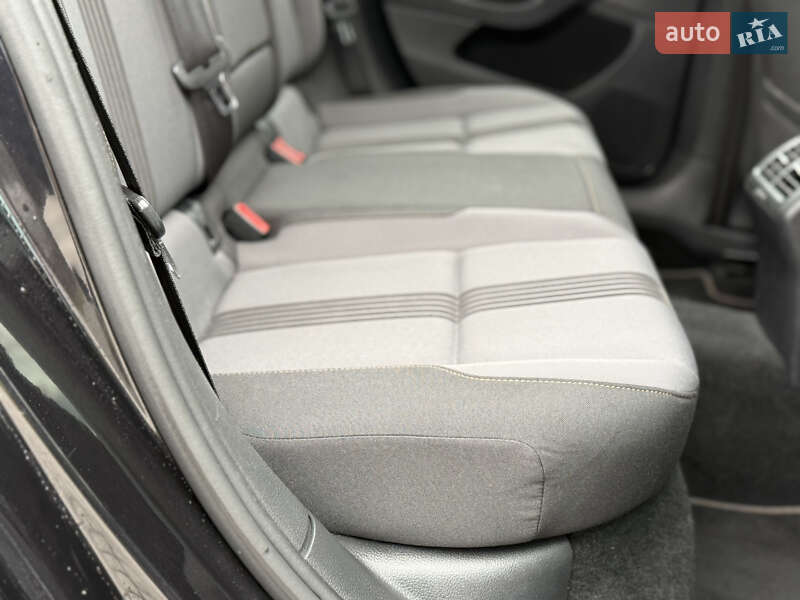 Универсал Volkswagen Golf 2016 в Львове