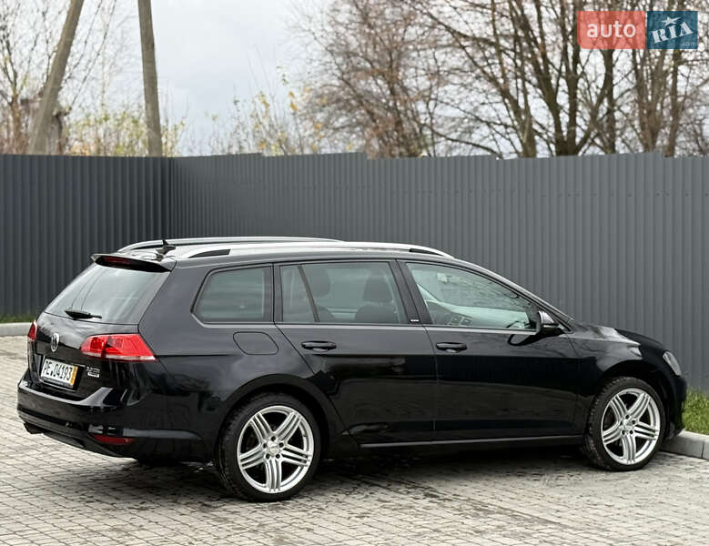 Универсал Volkswagen Golf 2016 в Львове