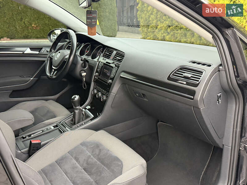 Универсал Volkswagen Golf 2013 в Стрые фото 32 Универсал Volkswagen Golf 2013 в Стрые