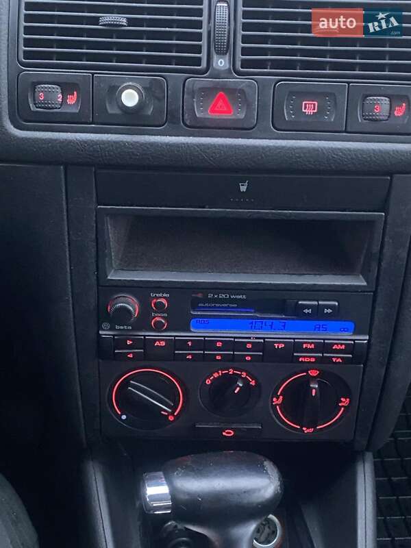 Хетчбек Volkswagen Golf 1998 в Івано-Франківську