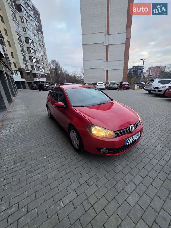Хэтчбек Volkswagen Golf 2009 в Тернополе