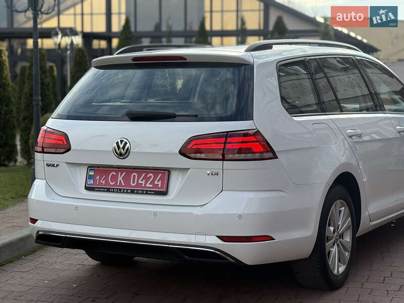 Універсал Volkswagen Golf 2017 в Стрию