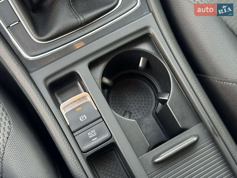 Універсал Volkswagen Golf 2017 в Стрию