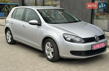 Хетчбек Volkswagen Golf 2009 в Ужгороді