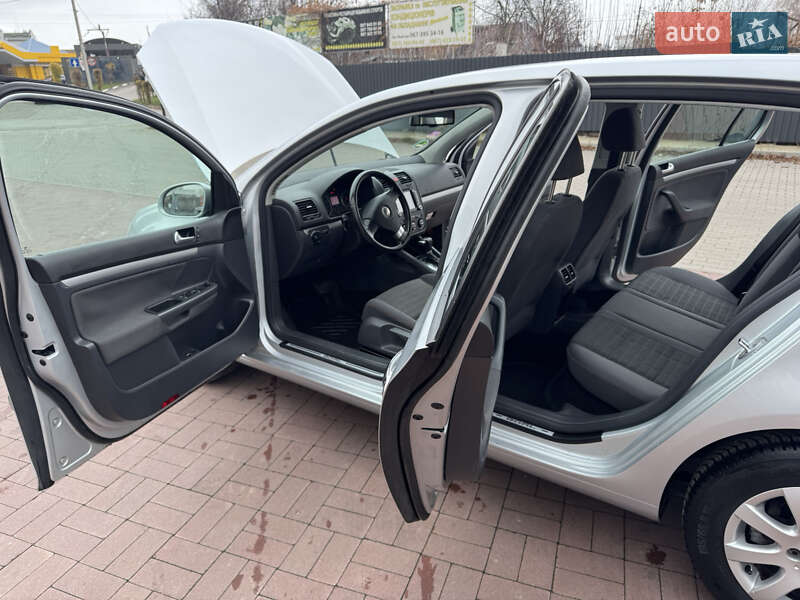 Хетчбек Volkswagen Golf 2006 в Рівному фото 17 Хетчбек Volkswagen Golf 2006 в Рівному