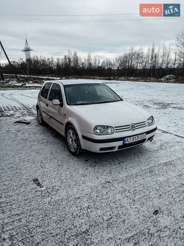 Універсал Volkswagen Golf 1998 в Івано-Франківську