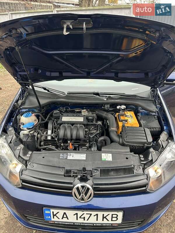 Хэтчбек Volkswagen Golf 2009 в Борисполе