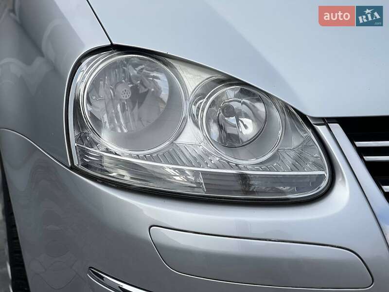 Універсал Volkswagen Golf 2007 в Хмельницькому