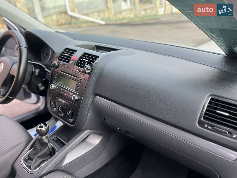 Універсал Volkswagen Golf 2007 в Хмельницькому