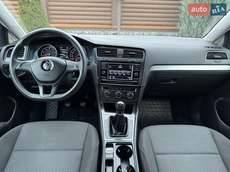 Хетчбек Volkswagen Golf 2018 в Борисполі