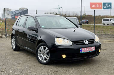 Хетчбек Volkswagen Golf 2007 в Рівному