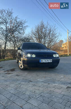 Хэтчбек Volkswagen Golf 2001 в Львове