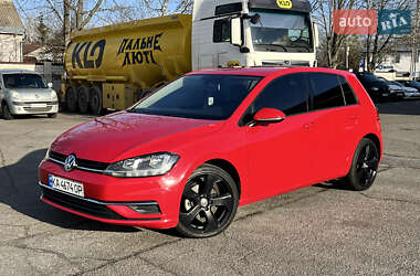 Хэтчбек Volkswagen Golf 2017 в Василькове