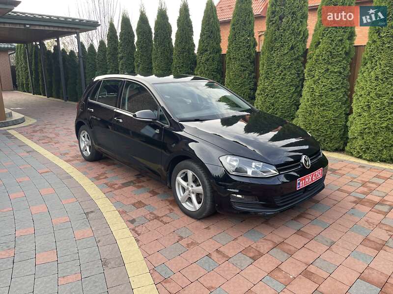 Хэтчбек Volkswagen Golf 2013 в Луцке