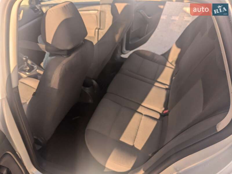 Універсал Volkswagen Golf 2008 в Володимирі