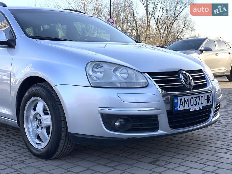 Універсал Volkswagen Golf 2007 в Бердичеві