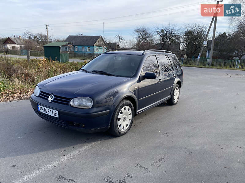 Volkswagen Golf 2001