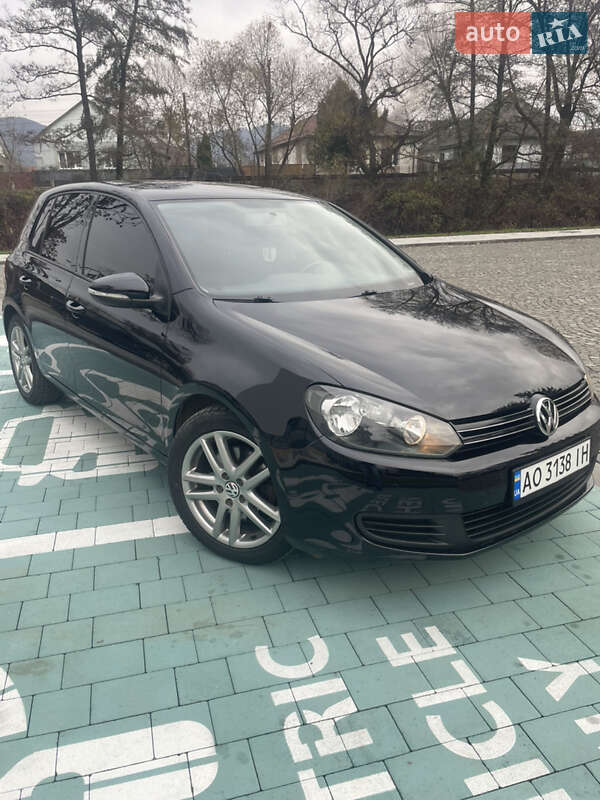 Хэтчбек Volkswagen Golf 2010 в Сваляве фото 3 Хэтчбек Volkswagen Golf 2010 в Сваляве