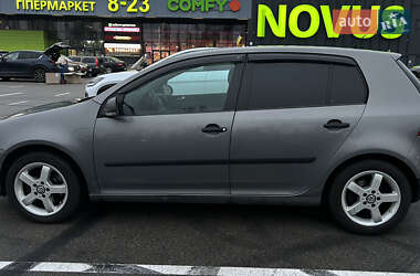 Хетчбек Volkswagen Golf 2007 в Ірпені