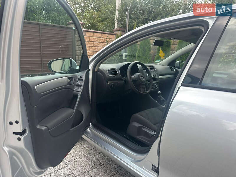 Хэтчбек Volkswagen Golf 2008 в Киеве фото 6 Хэтчбек Volkswagen Golf 2008 в Киеве