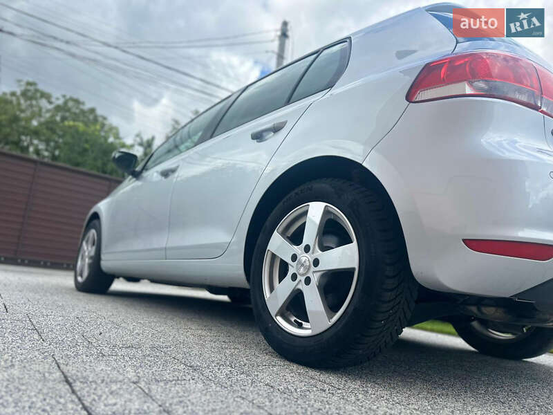 Хэтчбек Volkswagen Golf 2008 в Киеве фото 11 Хэтчбек Volkswagen Golf 2008 в Киеве