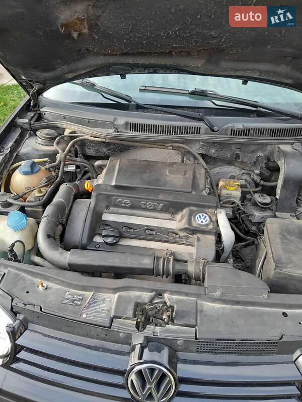 Универсал Volkswagen Golf 2000 в Монастыриске