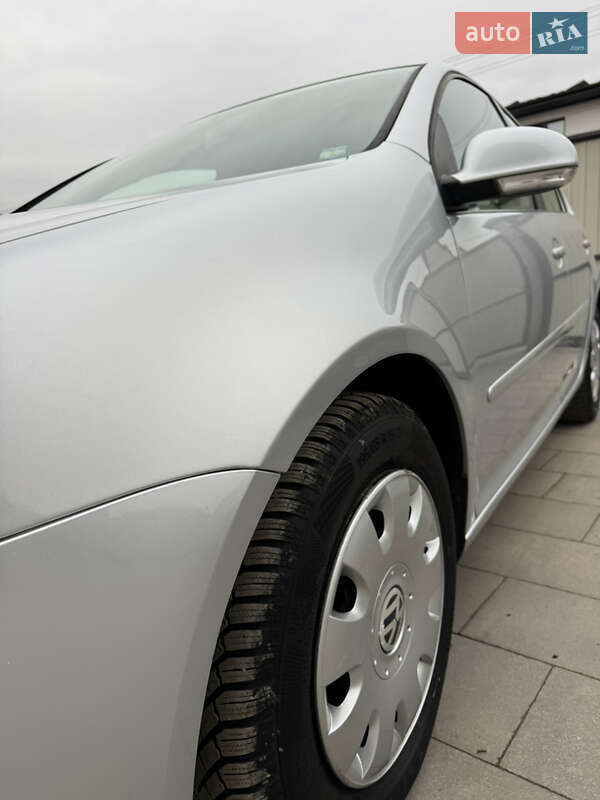 Хэтчбек Volkswagen Golf 2007 в Львове