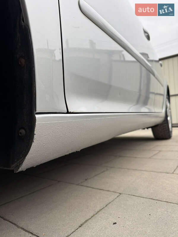 Хэтчбек Volkswagen Golf 2007 в Львове