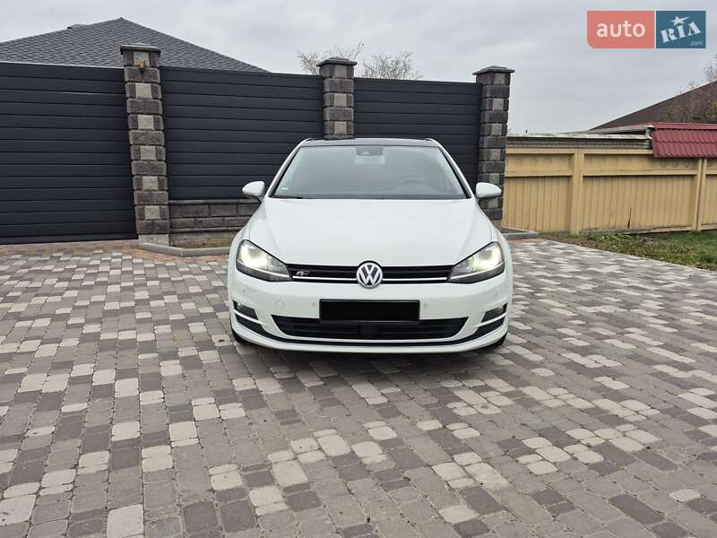 Хэтчбек Volkswagen Golf 2014 в Киеве фото 2 Хэтчбек Volkswagen Golf 2014 в Киеве