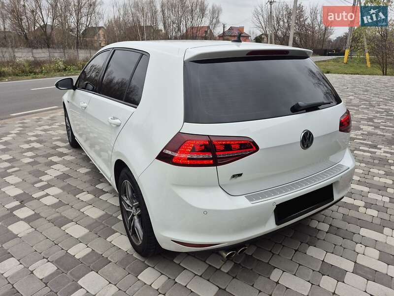 Хэтчбек Volkswagen Golf 2014 в Киеве фото 8 Хэтчбек Volkswagen Golf 2014 в Киеве