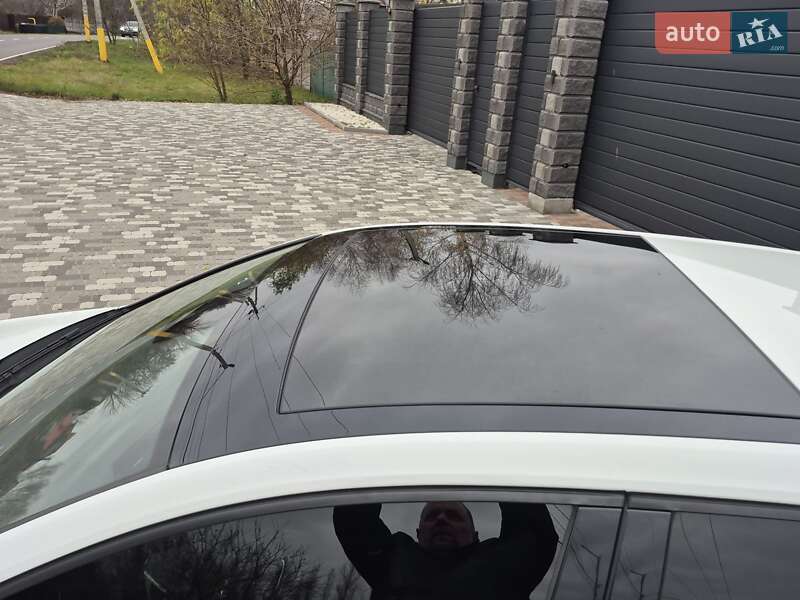 Хэтчбек Volkswagen Golf 2014 в Киеве фото 17 Хэтчбек Volkswagen Golf 2014 в Киеве