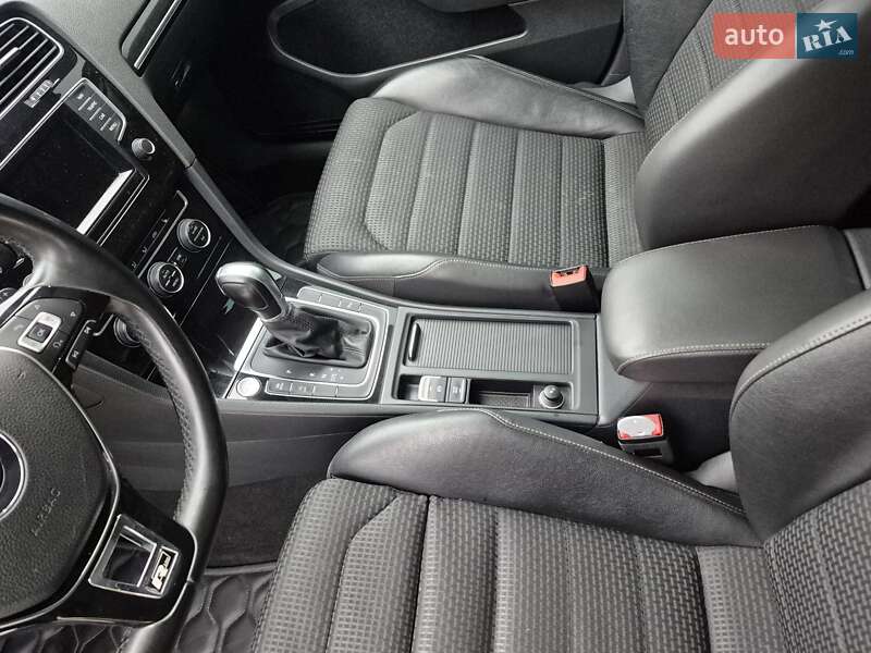 Хэтчбек Volkswagen Golf 2014 в Киеве фото 26 Хэтчбек Volkswagen Golf 2014 в Киеве