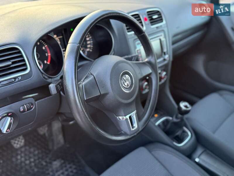 Хэтчбек Volkswagen Golf 2010 в Дрогобыче фото 62 Хэтчбек Volkswagen Golf 2010 в Дрогобыче